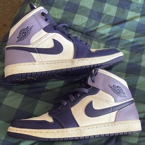 Nike High-Top Sneakers in Purple and Cream